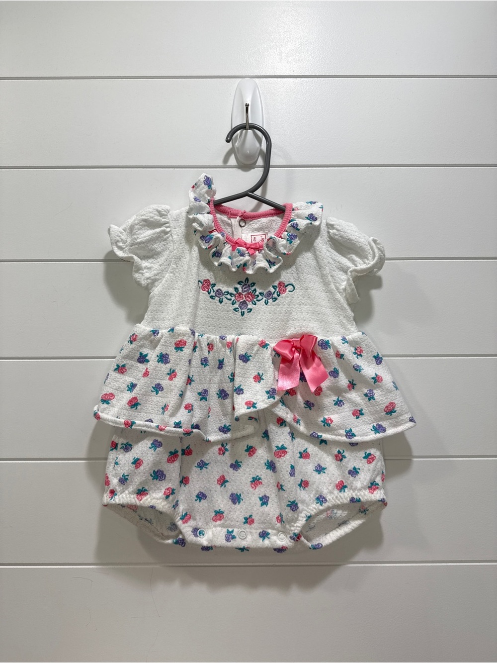 Vintage Buster Brown Floral Ruffle Romper - White with Pink & Blue